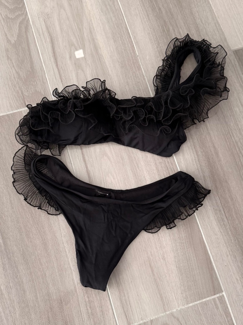 Black two piece swimsuit Calzedonia
